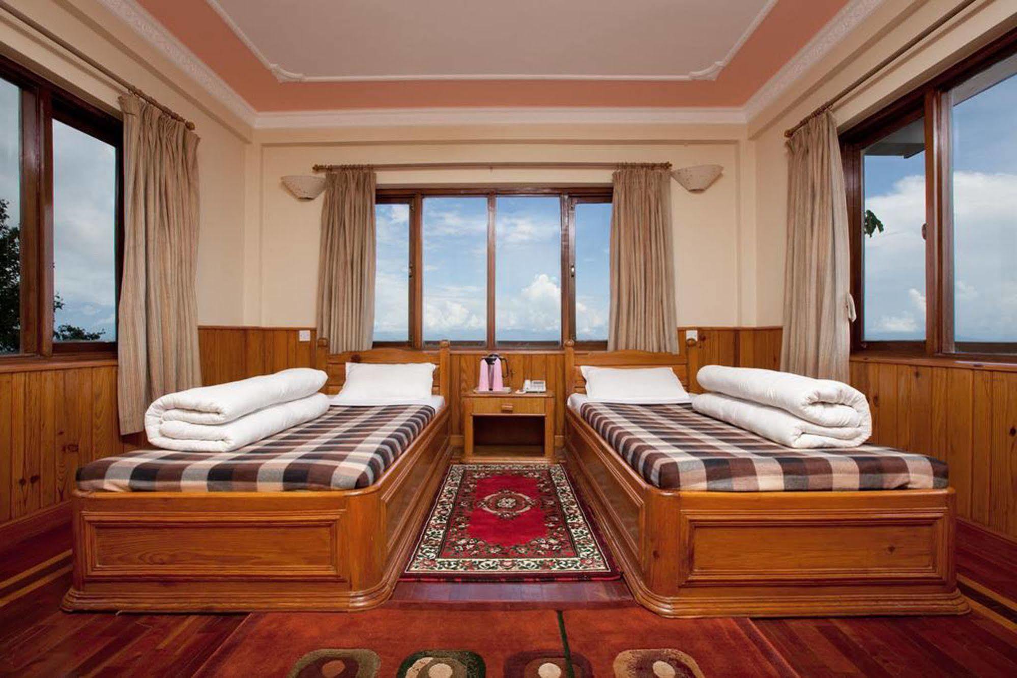 Nagarkot Sunshine Hotel Baluwapati Deupur Dış mekan fotoğraf